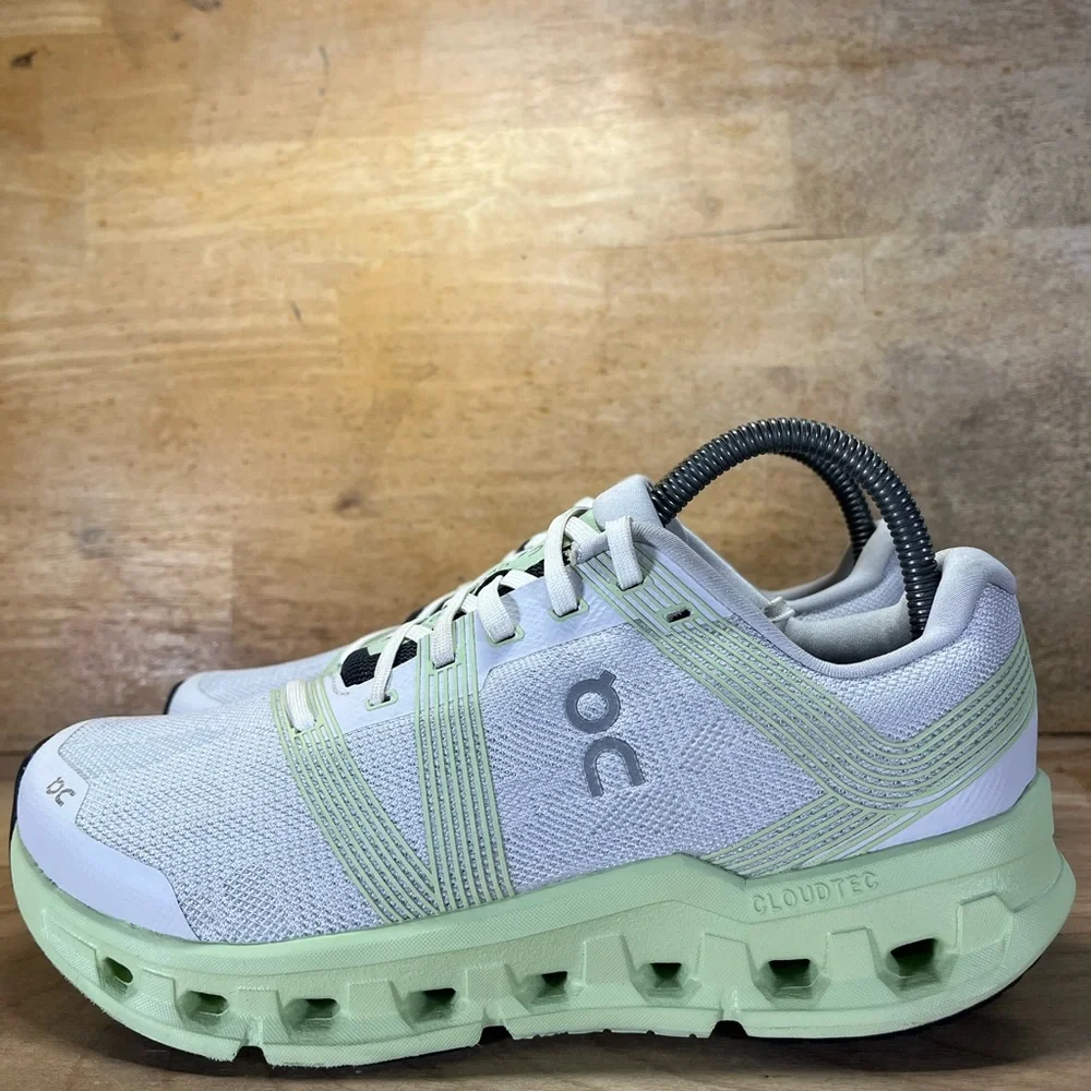 On Cloudgo REFLECTIVE Womens Size 8.5 Running Shoes Sneakers White Meadow - Picture 4 of 12